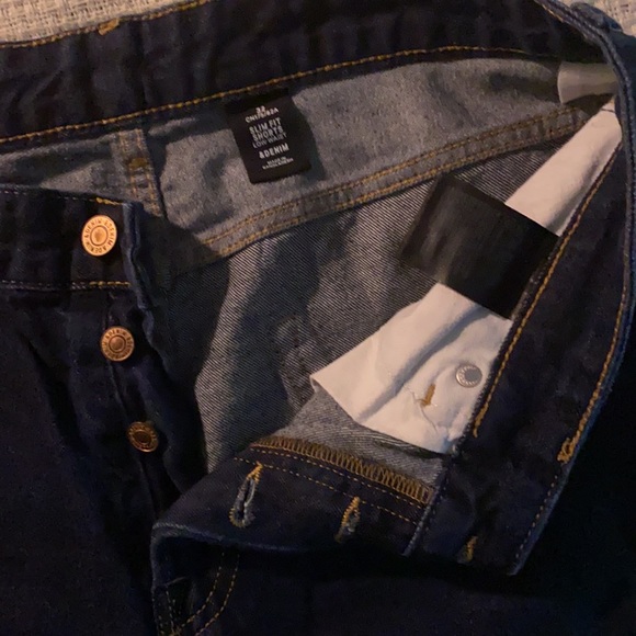 Men’s Dark Blue H&M Jean Shorts W32 Slim - Picture 3 of 3